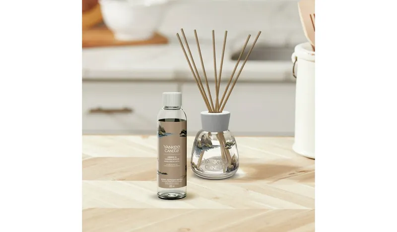 Yankee Signature 200ml Diffuser Refill - Amber & Sandalwood