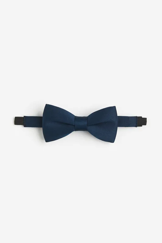 Bow tie