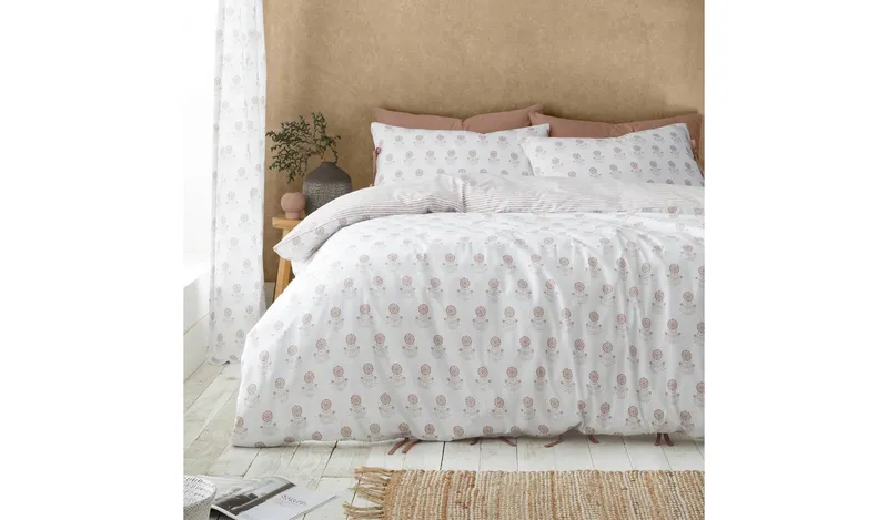 Pineapple Elephant Woodblock Floral White Bedding Set