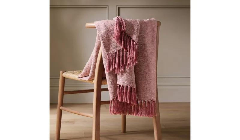 Habitat Woven Throw - Rose - 125x150cm
