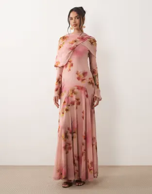 long sleeve maxi dress in pink floral print