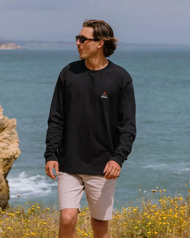 Passenger Clothing Vita Cotton Relaxed Fit LS T-Shirt - Black