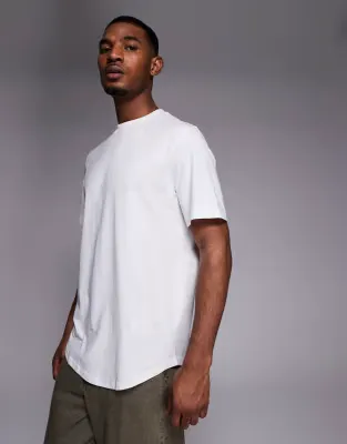 regular fit curve hem t-shirt in white