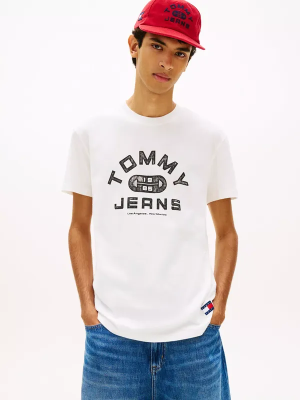 Tommy Hilfiger Cotton Regular Fit Short Sleeve Workout Graphic T-Shirt, White