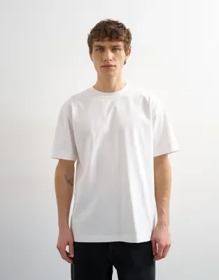 relaxed fit t-shirt in white