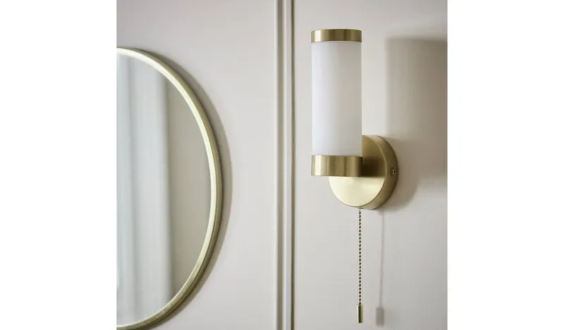 Argos Home Aspley Opal Glass Bathroom Wall Light - Brass