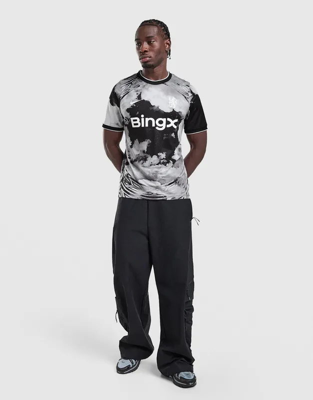 Nike Chelsea FC 2026/27 Pre Match Shirt