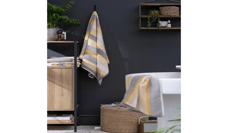 Habitat Horizontal Stripe Tufted Face Cloth 2 Pack - Mustard
