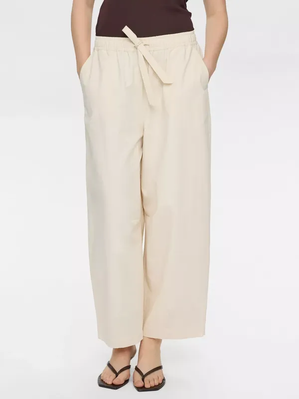 Numph Sunna Cropped Trousers, Whitecap Gray