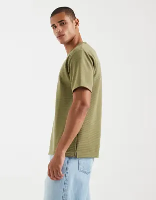 heavyweight relaxed t-shirt in khaki texture
