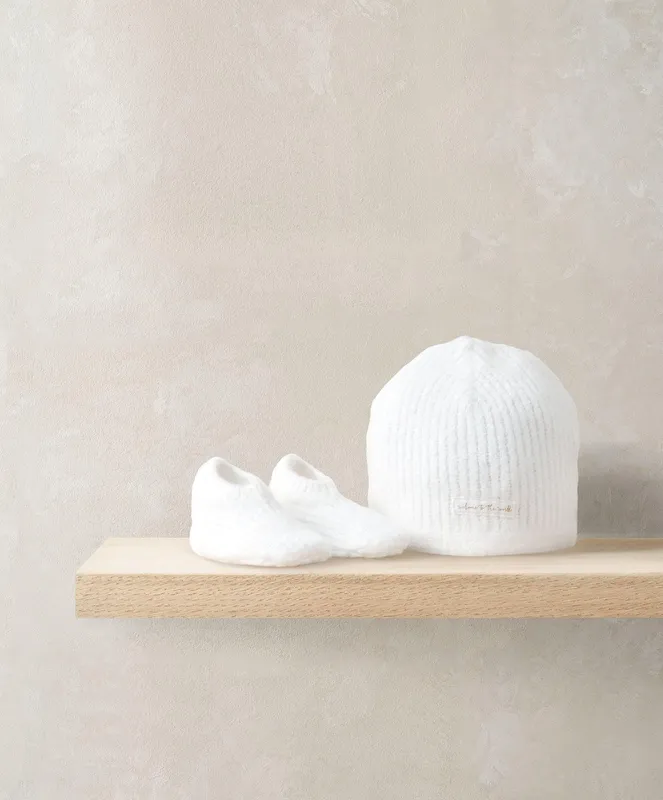 Mamas & Papas Waffle Knit Hat & Booties Set - White