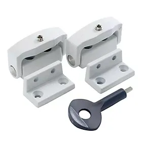 Yale White Metal Toggle lock, Pack of 2