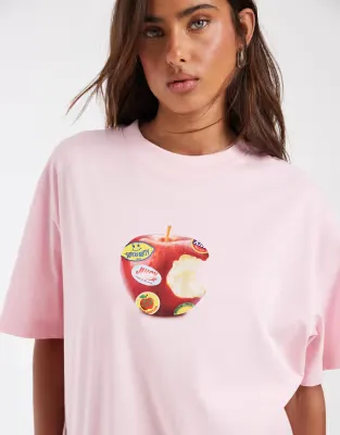 Oversized tee with apple sticker graphic in baby pink
