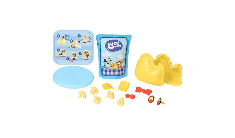 Creative Chefs Bluey Duck Cake Kit