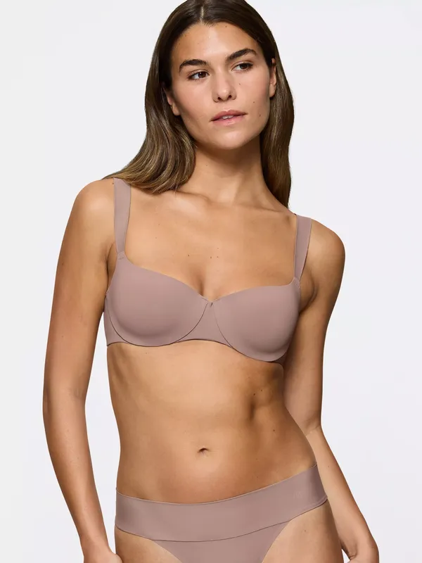 Triumph Body Make-Up Illusion Balconette Bra