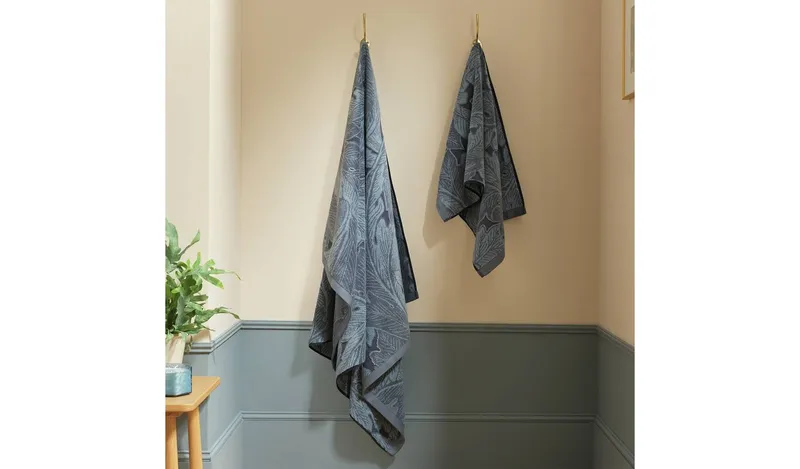 Habitat x Morris & Co. Acanthus Timeless Hand Towel - Blue
