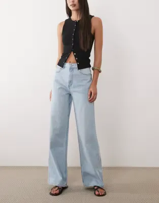 wide leg dad jeans in lightwash