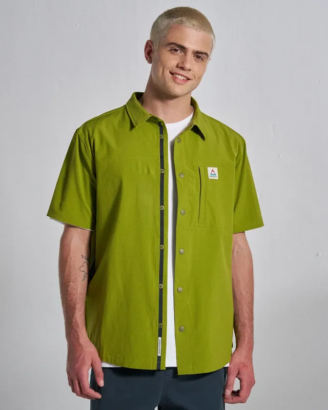 Passenger Clothing Traveller Short Sleeve Stretch Shirt - Tea Green