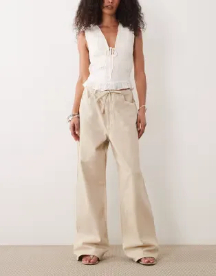 pull on wide leg jean in stone wash
