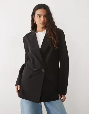 oversized blazer in black