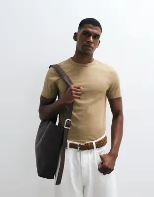 breatheMAX™ Lite slim t-shirt in brown