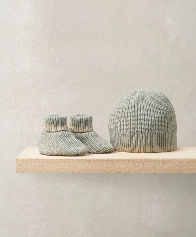 Mamas & Papas Welcome to the world Knitted Hat and Booties Set