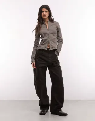 high waist barrel jean in chocolate