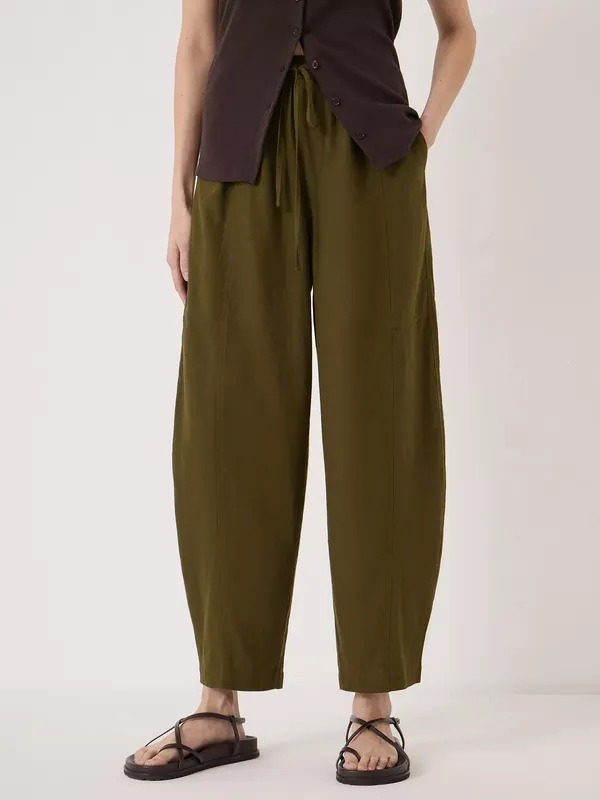 HUSH Tovi Linen Blend Barrel Leg Trousers containing LENZING™ ECOVERO™ Viscose