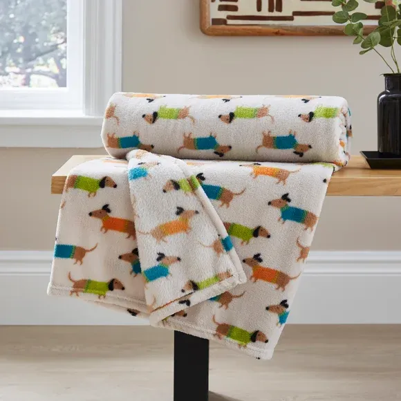 Sam the Sausage Dog Throw 130cm x 170cm