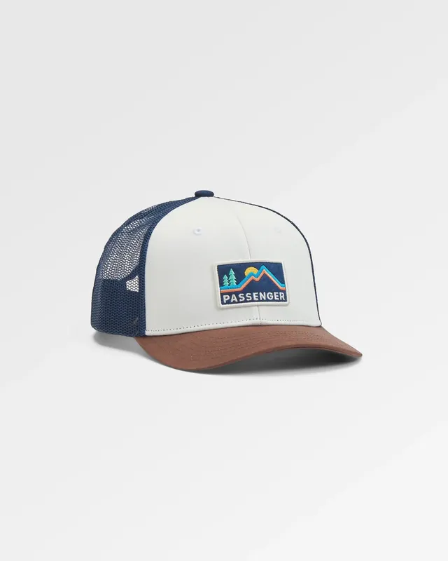 Passenger Clothing Made To Roam Mesh Snapback Cap - Rich Navy/Rubber
