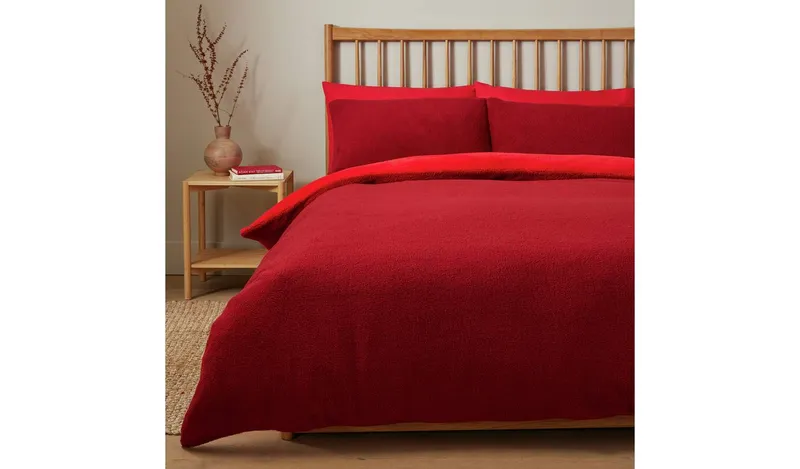 Argos Home Double Sided Fleece Red Bedding Set
