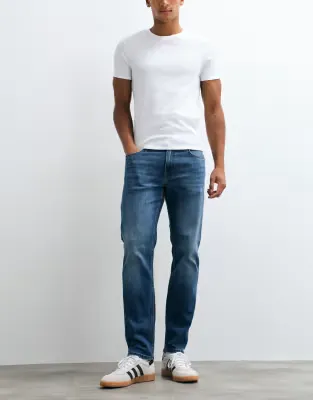 Clark straight fit jeans in mid blue wash