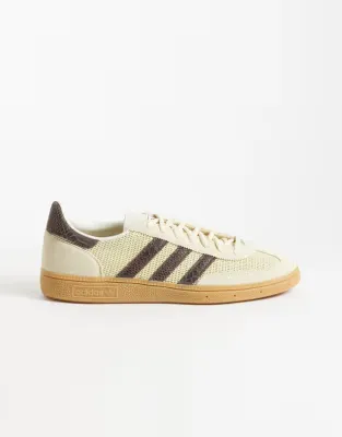 Handball Spezial trainers in yellow and brown with gum sole