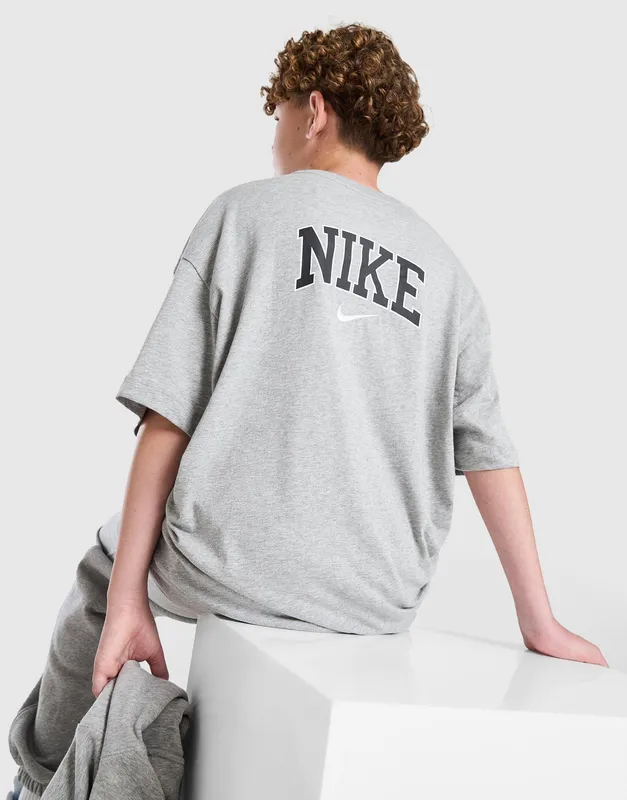 Nike Varsity Graphic T-Shirt Junior