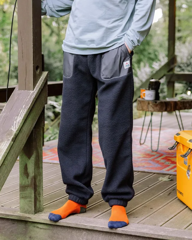 Passenger Clothing Offgrid Sherpa Fleece Jogger - Black