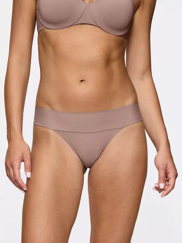 Triumph Body Make-Up Illusion Thong