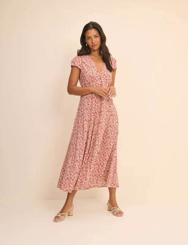 Nobody's Child Ditsy Floral V-Neck Midi Tea Dress