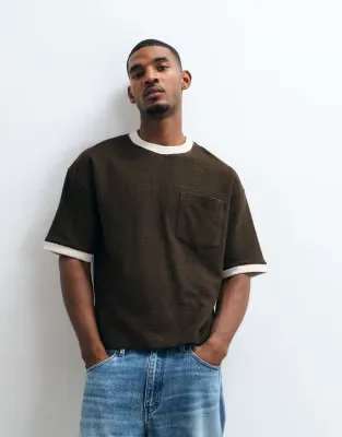 heavyweight oversized boxy t-shirt with contrast stitch in brown texture