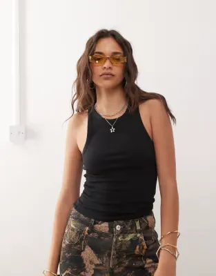 ribbed vest in black