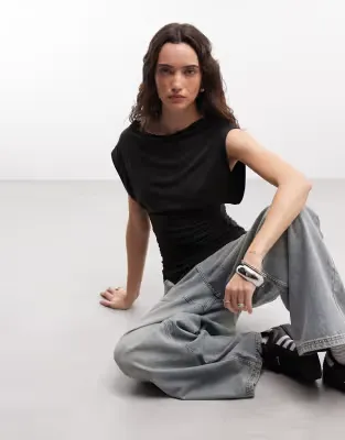 slouch relaxed neck ruched waist tank top in black