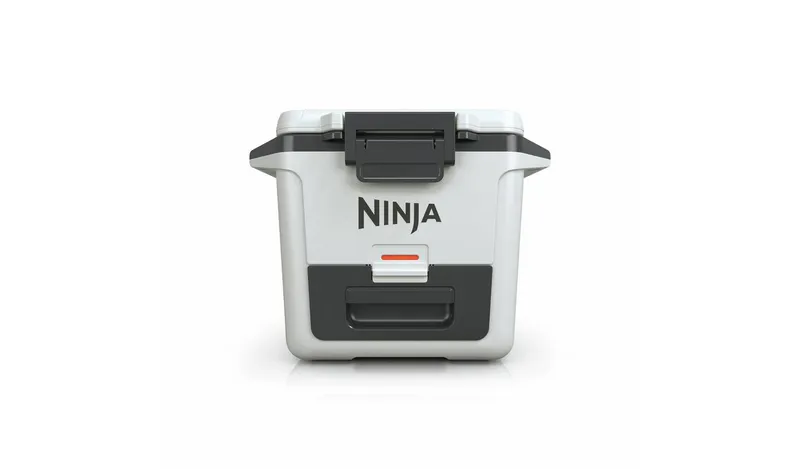 Ninja FrostVault Hard Cooler - 30QT / 28L / Cloud White