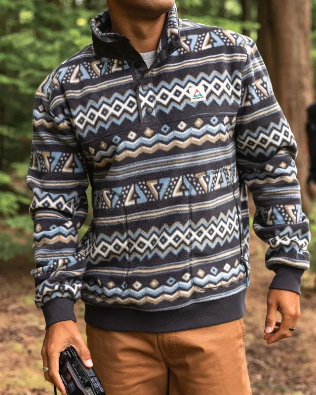 Passenger Clothing Take It Easy Polar Fleece - Geo Stripe Faded Black