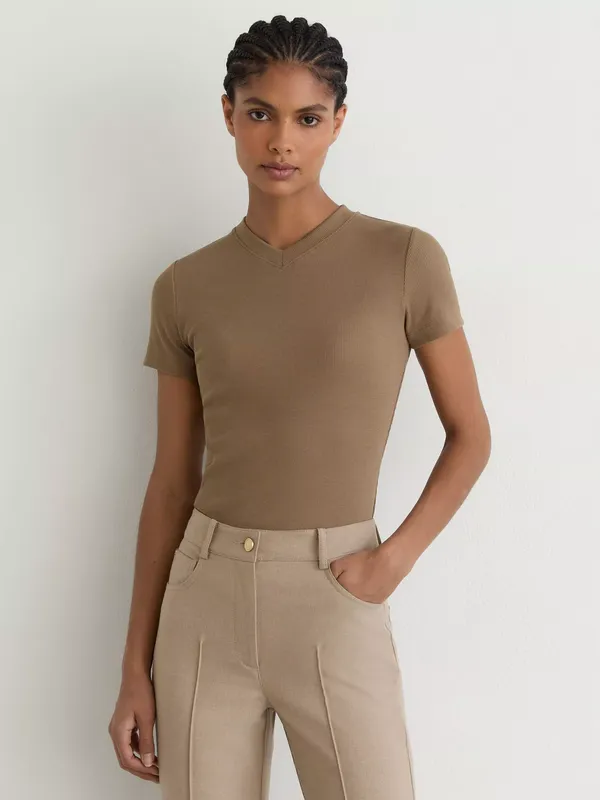 Reiss Addison Cotton Rich V-Neck T-Shirt, Camel