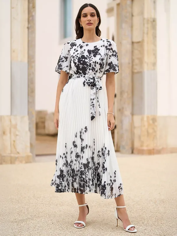 Yumi Mirrored Floral Pleated Dress