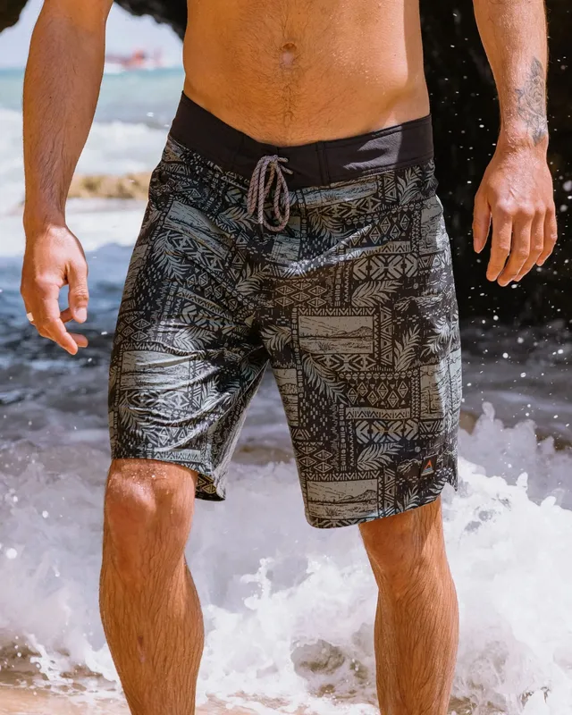 Passenger Clothing Cruiser NetPlus® 19" Boardshort - Patchwork Faded Black