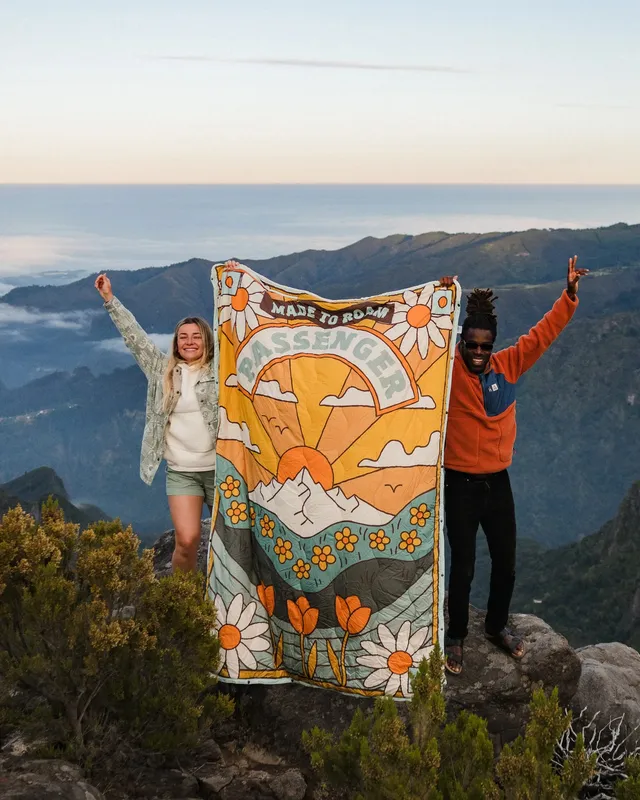 Passenger Clothing Cabin Sherpa Blanket - Seasonal Graphic/ Birch