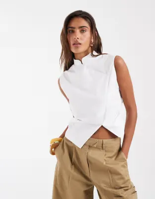 sleeveless mandarin collar shirt in white