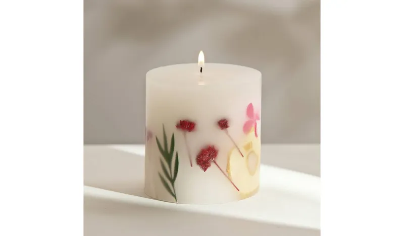 Argos Home Inclusion Candle - Peony & White Lily