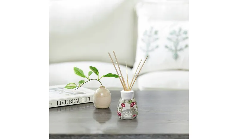 Yankee Signature 100ml Reed Diffuser - Black Cherry