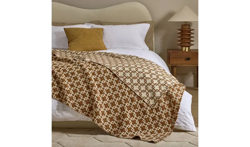 Habitat Chain Geo Woven Throw - Brown - 125x150cm